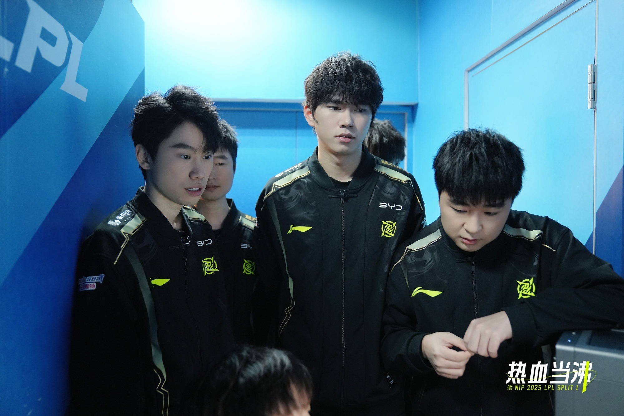 开云体育APP下载-IG血洗EG，Meiko团战一打五宿敌对决小组赛，点燃全场激情